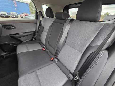 Used 2021 Nissan Rogue S image 12