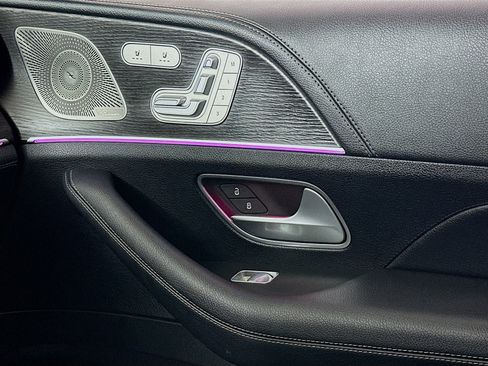 Used 2024 Mercedes-Benz GLE 450 GLE 450 AMG Line Night 4MATIC image 16