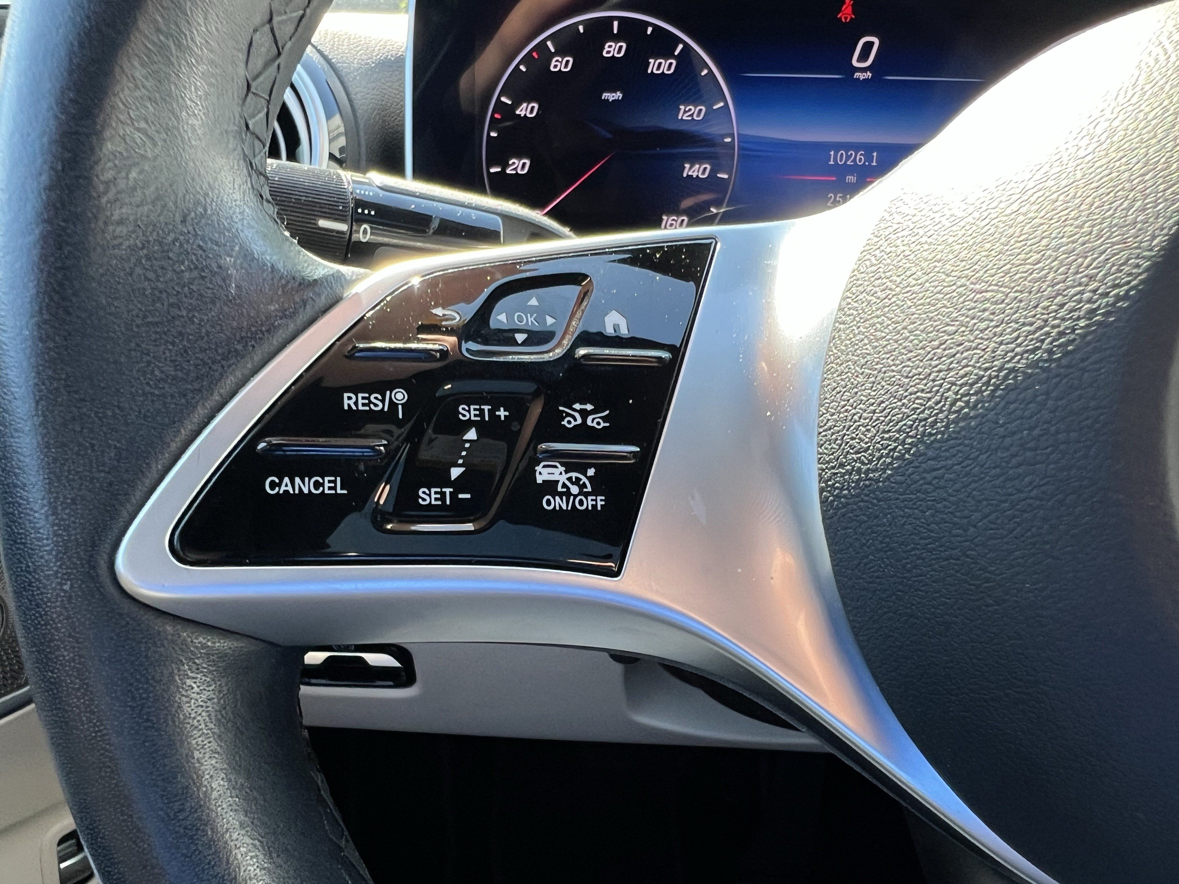 Used 2025 Mercedes-Benz C 300 Sedan image 19