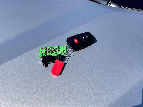 Used 2024 Toyota RAV4 XLE image 15