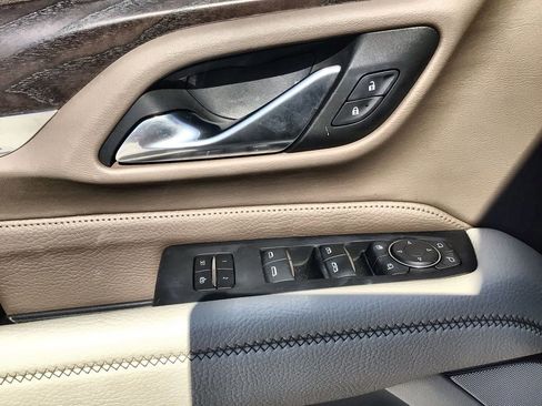 Used 2023 GMC Yukon Denali image 24