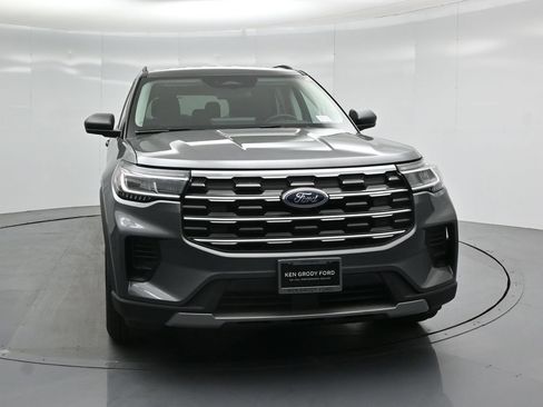 New 2026 Ford Explorer Active RWD image 23