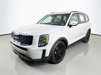 Used 2022 Kia Telluride SX w/ SX Prestige Package AWD/4WD video 3