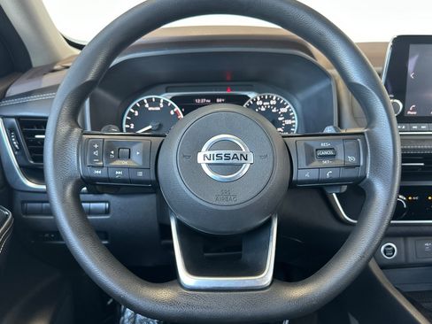 Used 2021 Nissan Rogue S FWD image 22