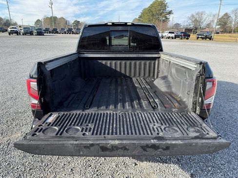 Used 2021 Nissan Titan PRO-4X w/ Pro-4x Convenience Package image 14