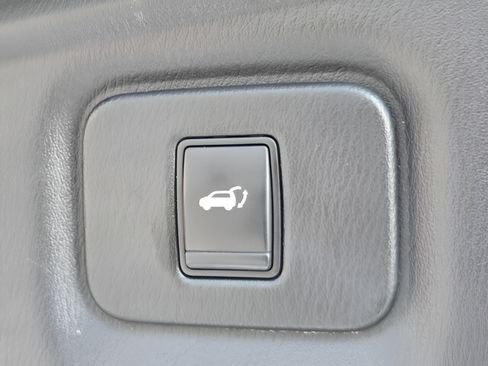 Used 2019 INFINITI QX60 Luxe w/ Essential Package AWD/4WD image 32
