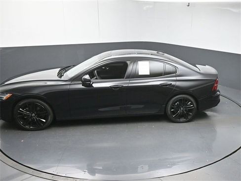 Certified 2024 Volvo S60 B5 Plus image 42