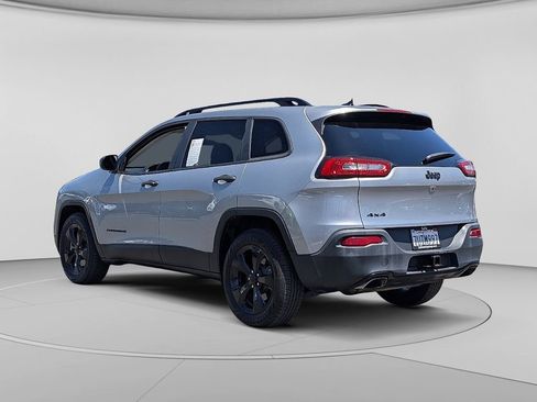Used 2016 Jeep Cherokee Sport AWD/4WD image 15