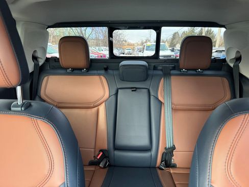 Used 2023 Ford Maverick Lariat w/ Lariat Luxury Package AWD/4WD image 24