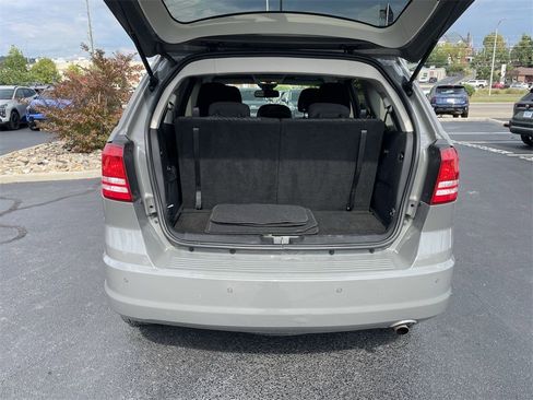 Used 2020 Dodge Journey SE w/ SE Popular Equipment Group image 34