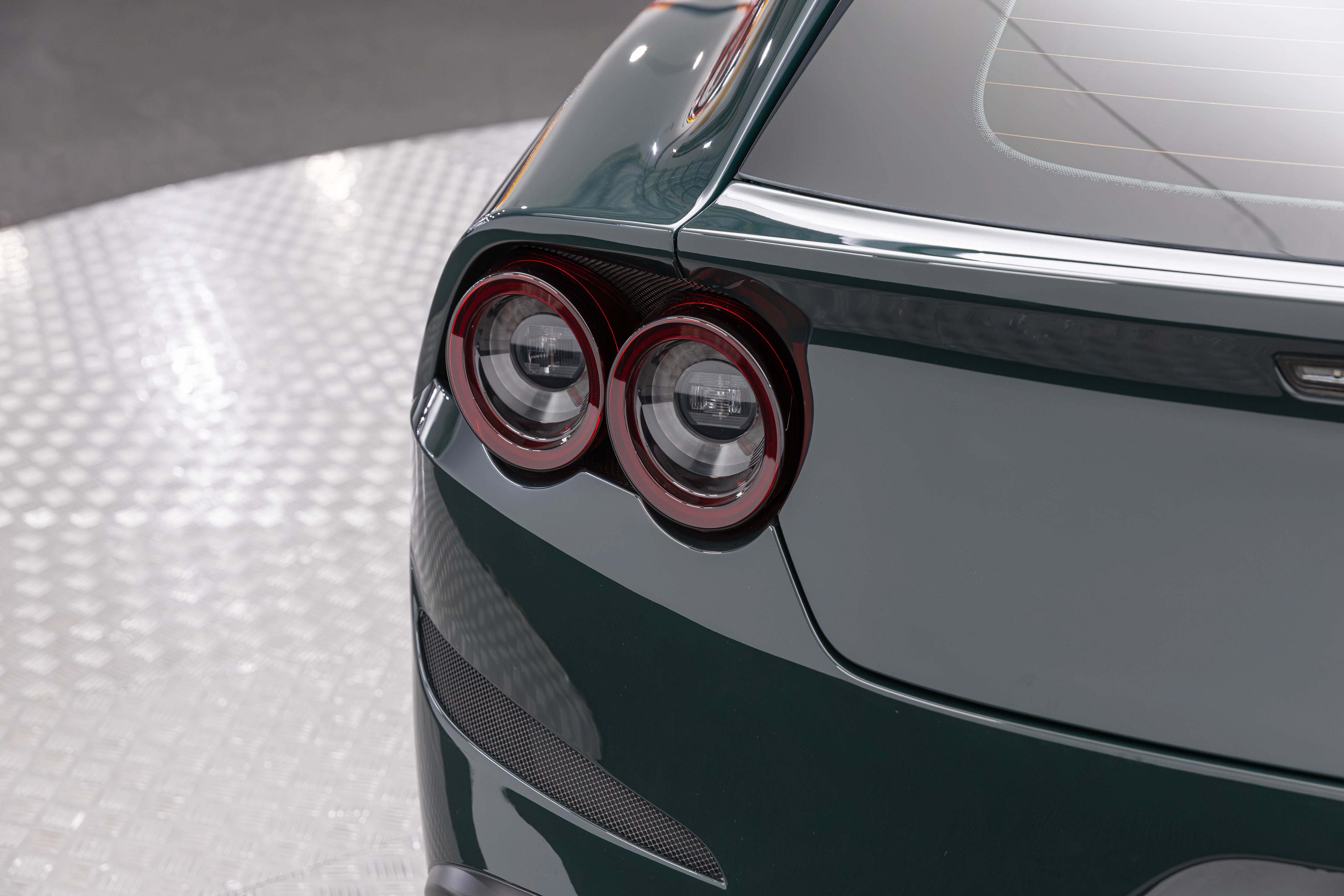 Used 2019 Ferrari GTC4Lusso AWD/4WD image 14