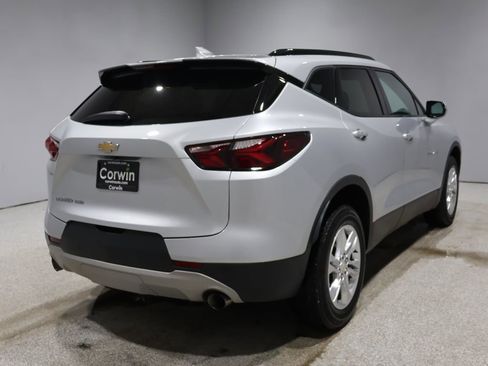 Used 2022 Chevrolet Blazer LT image 2