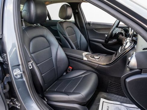 Used 2019 Mercedes-Benz C 300 Sedan image 28
