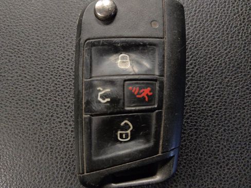 Used 2019 Volkswagen Jetta S w/ Driver Assistance Package FWD image 32