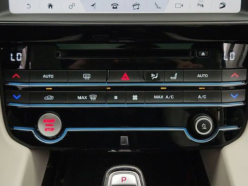 Used 2020 Jaguar F-PACE SVR AWD/4WD image 20