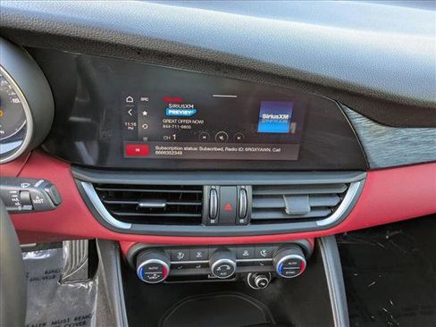 Used 2020 Alfa Romeo Giulia w/ Nero Edizione image 14