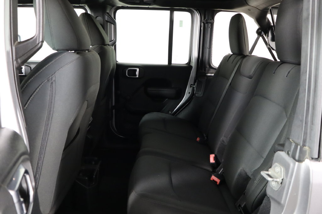Used 2018 Jeep Wrangler Unlimited Sport AWD/4WD image 14