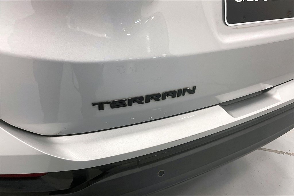 Used 2021 GMC Terrain SLE w/ Driver Convenience Package FWD image 32