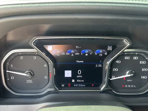 Used 2023 GMC Sierra 3500 Denali w/ Denali Ultimate Package AWD/4WD image 26