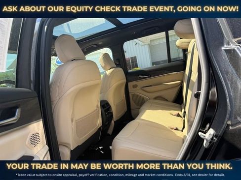 Used 2024 Jeep Grand Cherokee Limited 4xe AWD/4WD image 16