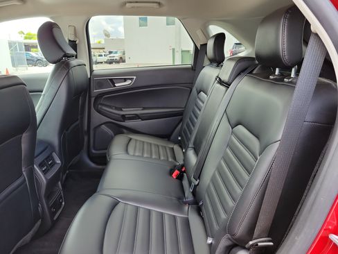 Used 2024 Ford Edge SEL w/ Convenience Package AWD/4WD image 19
