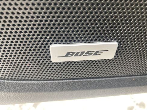 Used 2018 Chevrolet Equinox Premier image 44