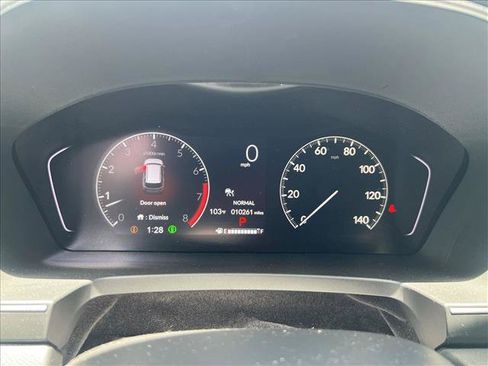 Used 2025 Honda Pilot Touring image 15