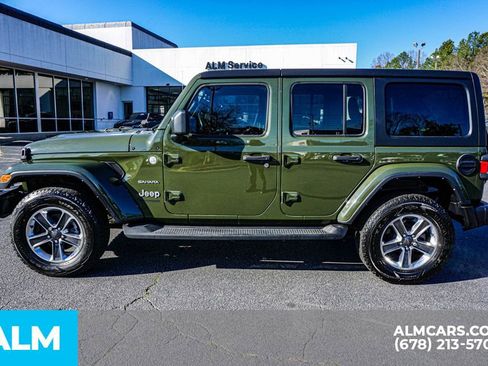 Used 2022 Jeep Wrangler Unlimited Sahara w/ Dual Top Group image 7