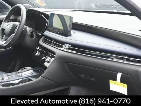 Certified 2026 INFINITI QX60 Sport w/ Dark Cargo Package AWD/4WD image 6
