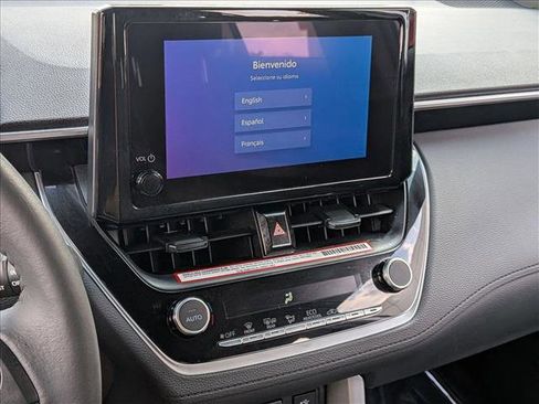 Used 2024 Toyota Corolla Cross SE image 15