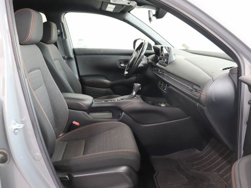 Used 2023 Honda HR-V Sport image 18