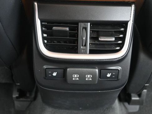 Used 2020 Subaru Outback Touring XT AWD/4WD image 17