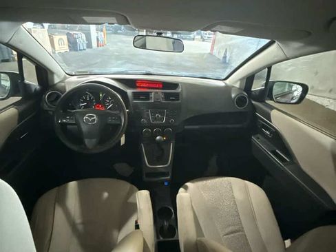 Used 2012 MAZDA MAZDA5 Sport FWD image 6