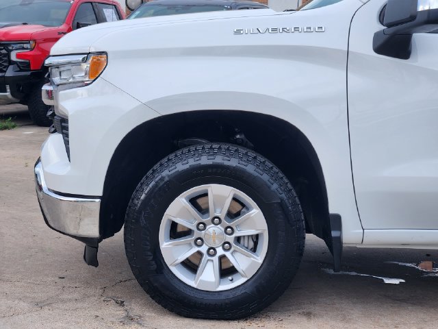 Used 2024 Chevrolet Silverado 1500 LT w/ Convenience Package II RWD image 8