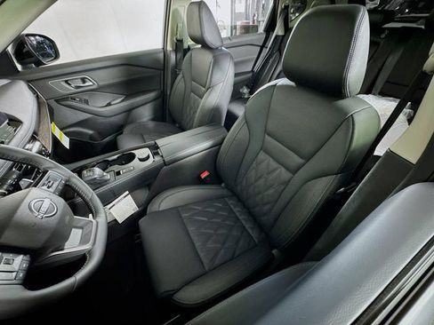 New 2026 Nissan Rogue Platinum w/ Platinum Premium Package image 23