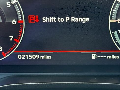 Used 2024 Mitsubishi Outlander SE Black Edition image 31