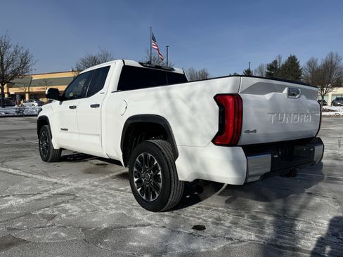 Used 2022 Toyota Tundra Limited image 9
