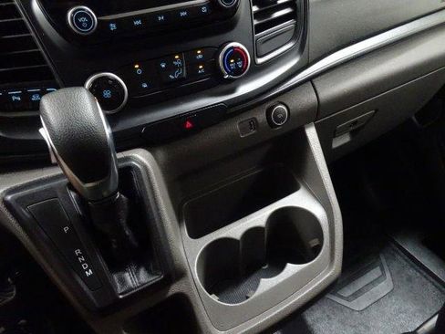Used 2020 Ford Transit 250 Medium Roof RWD image 31