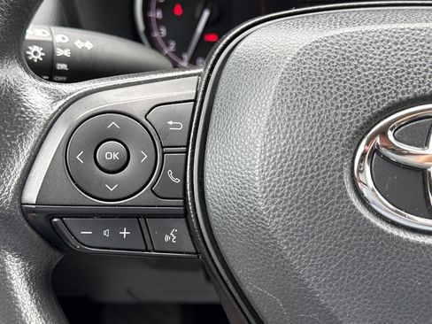 Used 2024 Toyota RAV4 LE FWD image 19