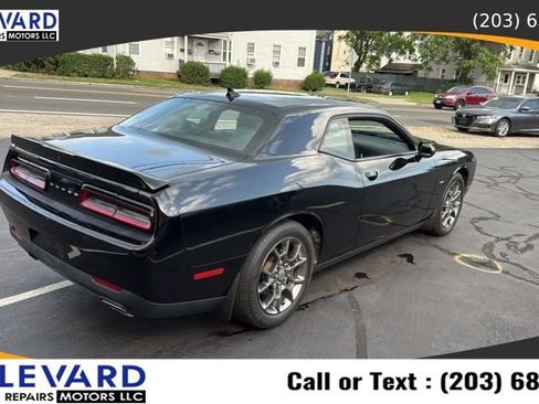 Used 2017 Dodge Challenger GT w/ Technology Group AWD/4WD image 7