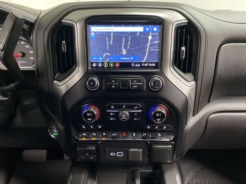 Used 2020 Chevrolet Silverado 1500 LTZ w/ LTZ Premium Package AWD/4WD image 23