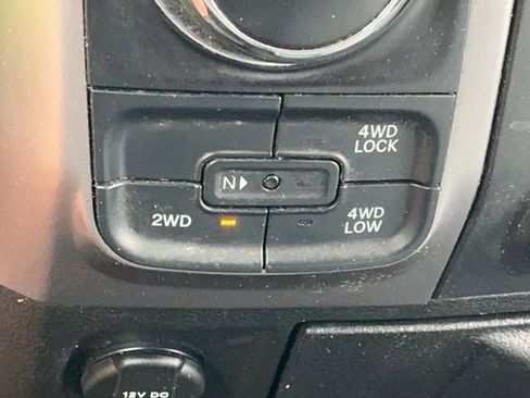 Used 2023 RAM 1500 Classic SLT w/ Electronics Group AWD/4WD image 20