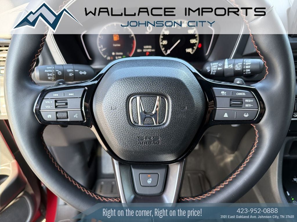 Used 2025 Honda Pilot TrailSport image 29