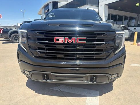 Used 2023 GMC Sierra 1500 Elevation AWD/4WD image 8