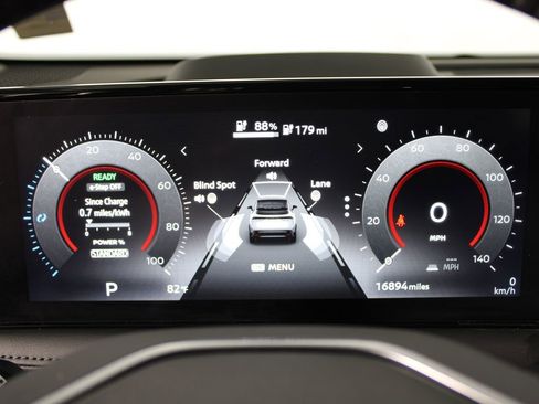 Used 2024 Nissan Ariya FWD image 14