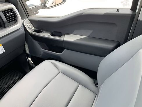 New 2026 Ford F250 XL image 17