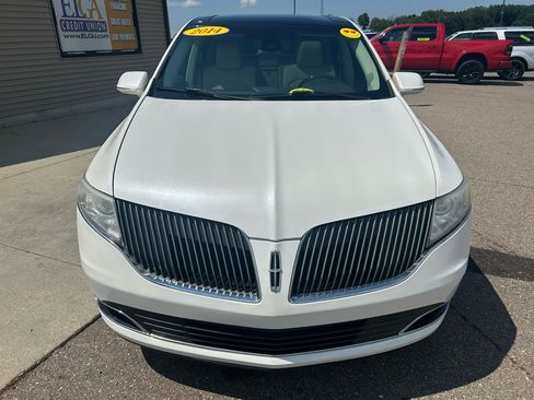 Used 2014 Lincoln MKT AWD w/ Equipment Group 201A image 2
