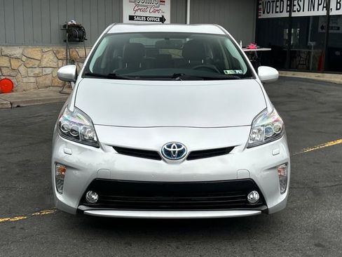 Used 2015 Toyota Prius Five image 9