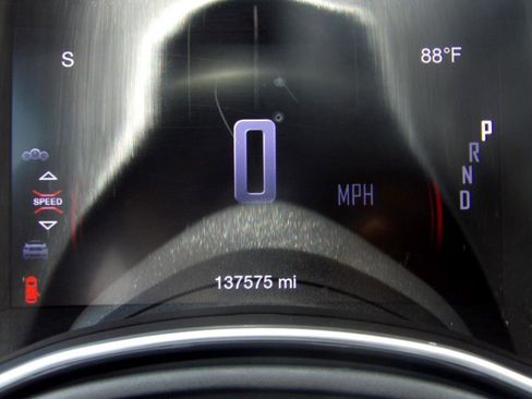 Used 2019 Dodge Durango SXT image 15