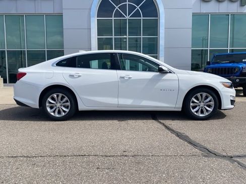 Used 2023 Chevrolet Malibu LT image 4